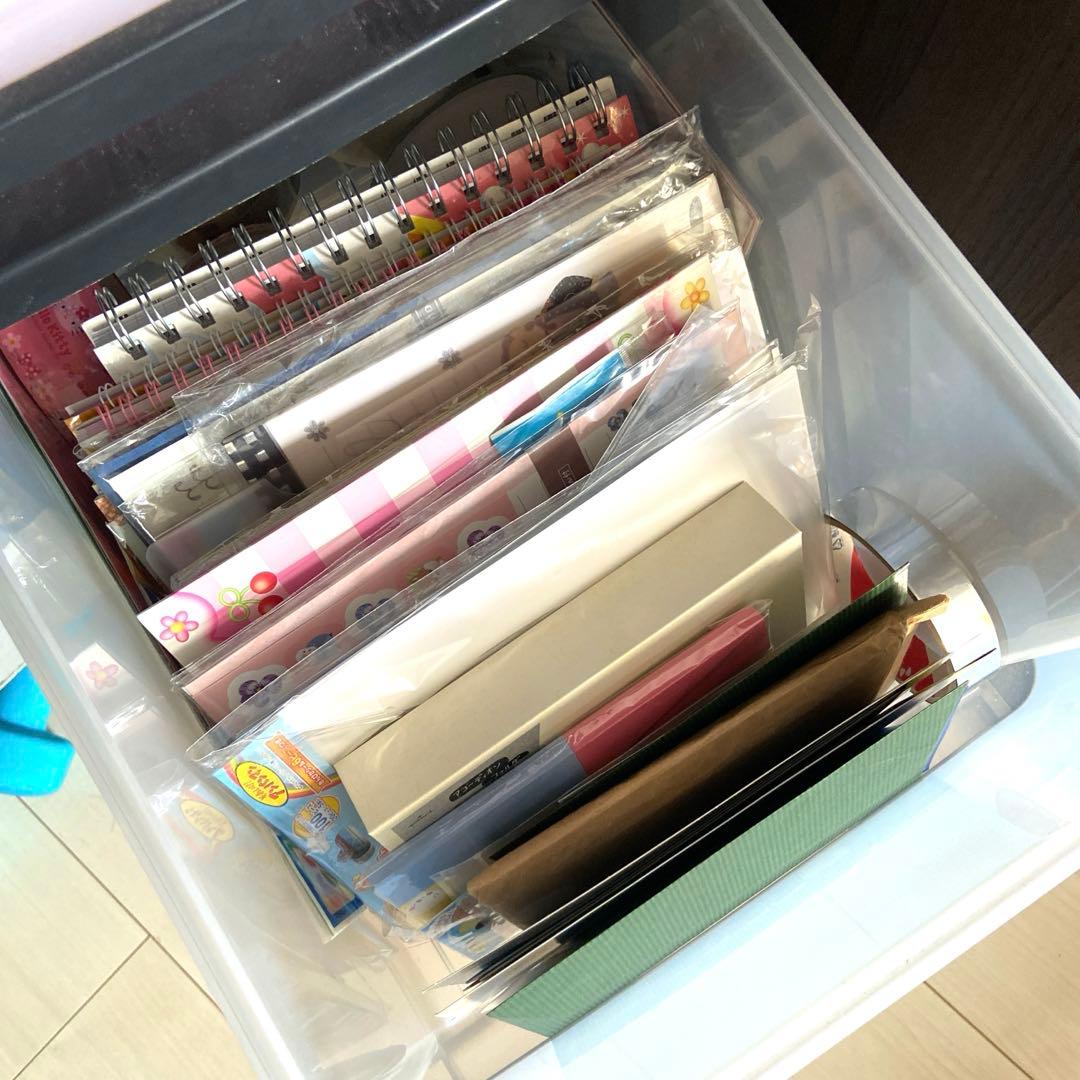 紙モノ コラージュ素材 大量 おすそ分けファイル まとめ売りサンリオ ディズニー