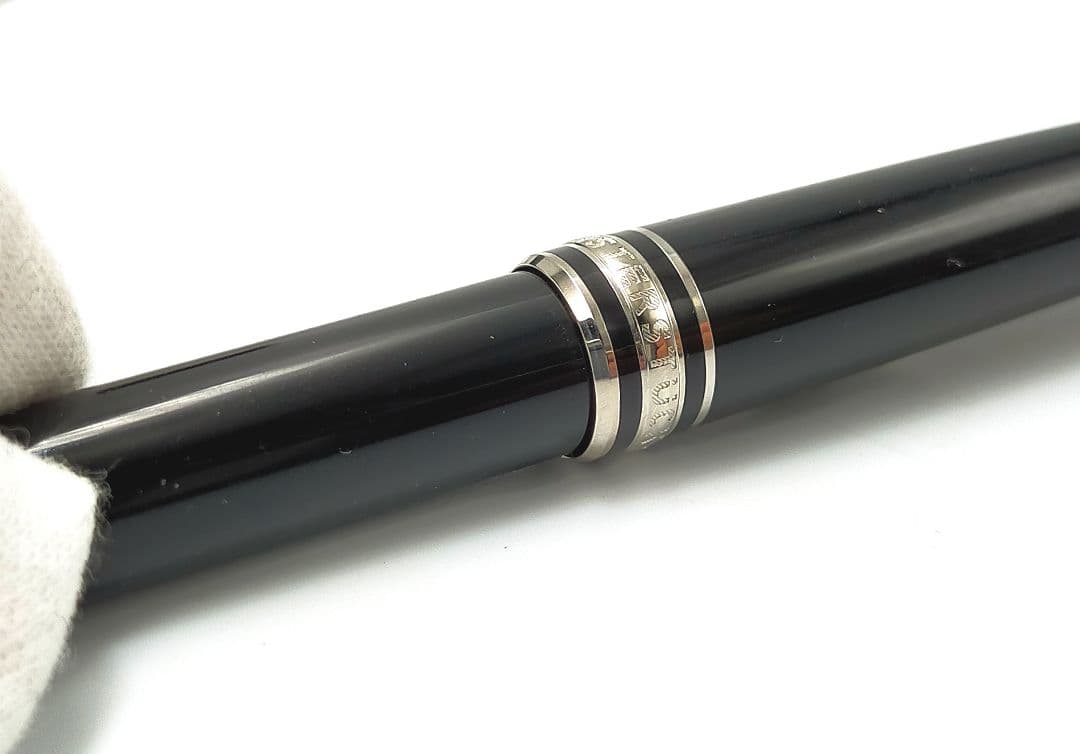 モンブラン P164 マイスターシュテュック プラチナライン ボールペン 箱付