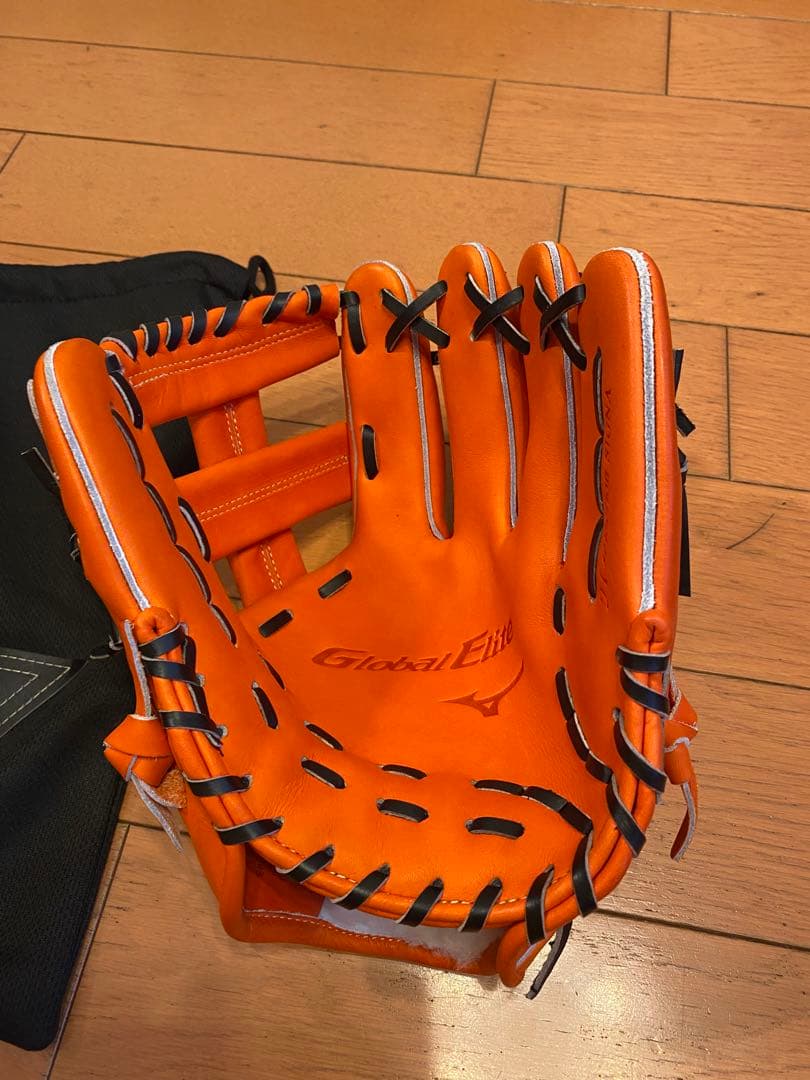 Mizuno 硬式グローブ 右投げ 袋付き グローバルエリート内野手用 未使用