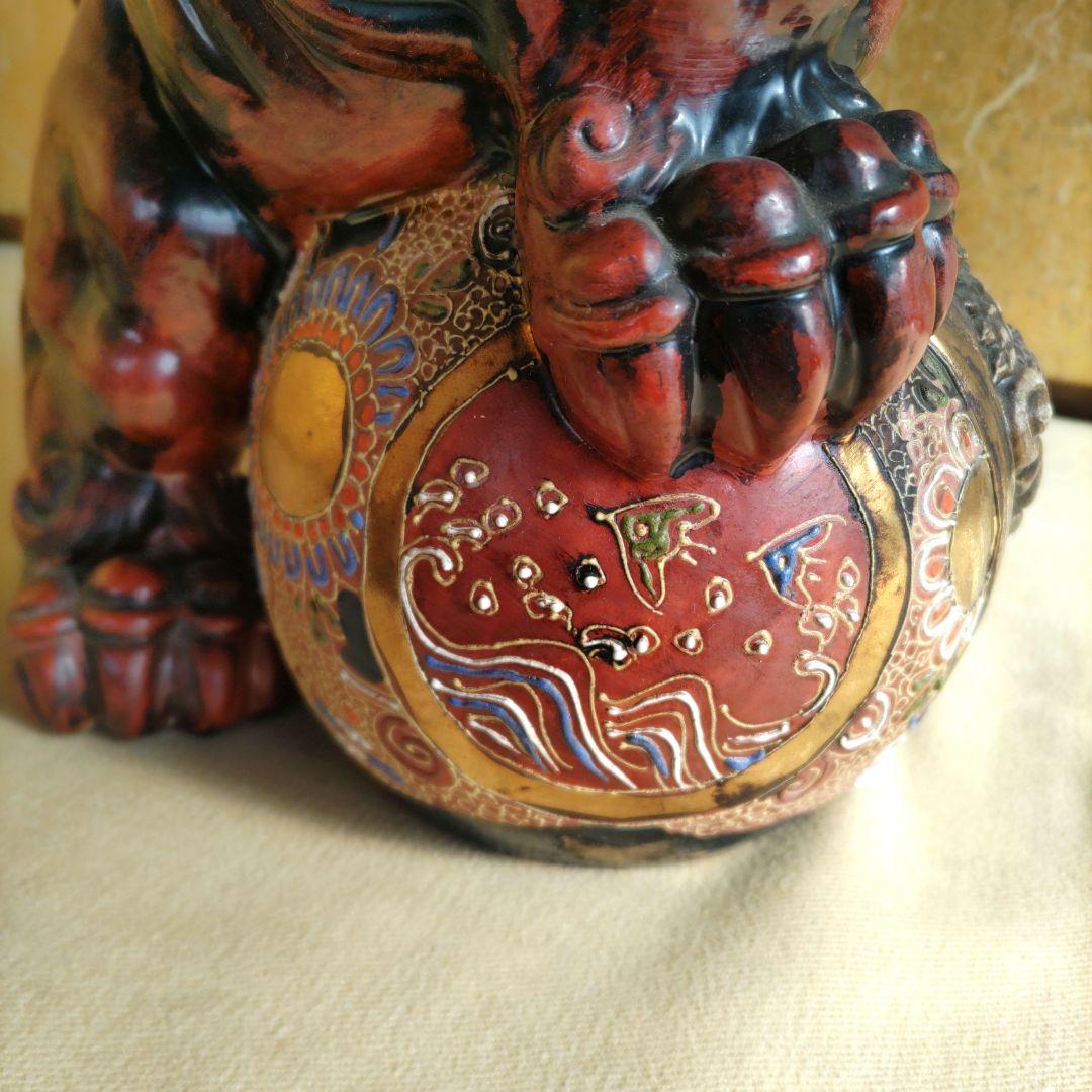 九谷焼　玉獅子置物