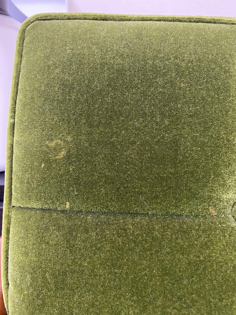 【送料込】カリモク60 Ｋチェア（モケットグリーン）