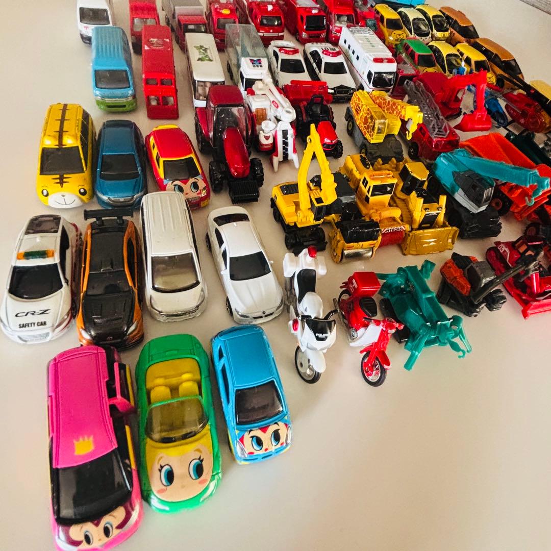 トミカ働く車、建設車両、 ミスドキャラクターcar その他セット　60台