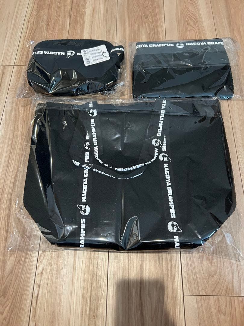 ⭐︎新品‼︎ 名古屋グランパス 鯱袋 福袋 ボアトート ボアポーチ 3点セット
