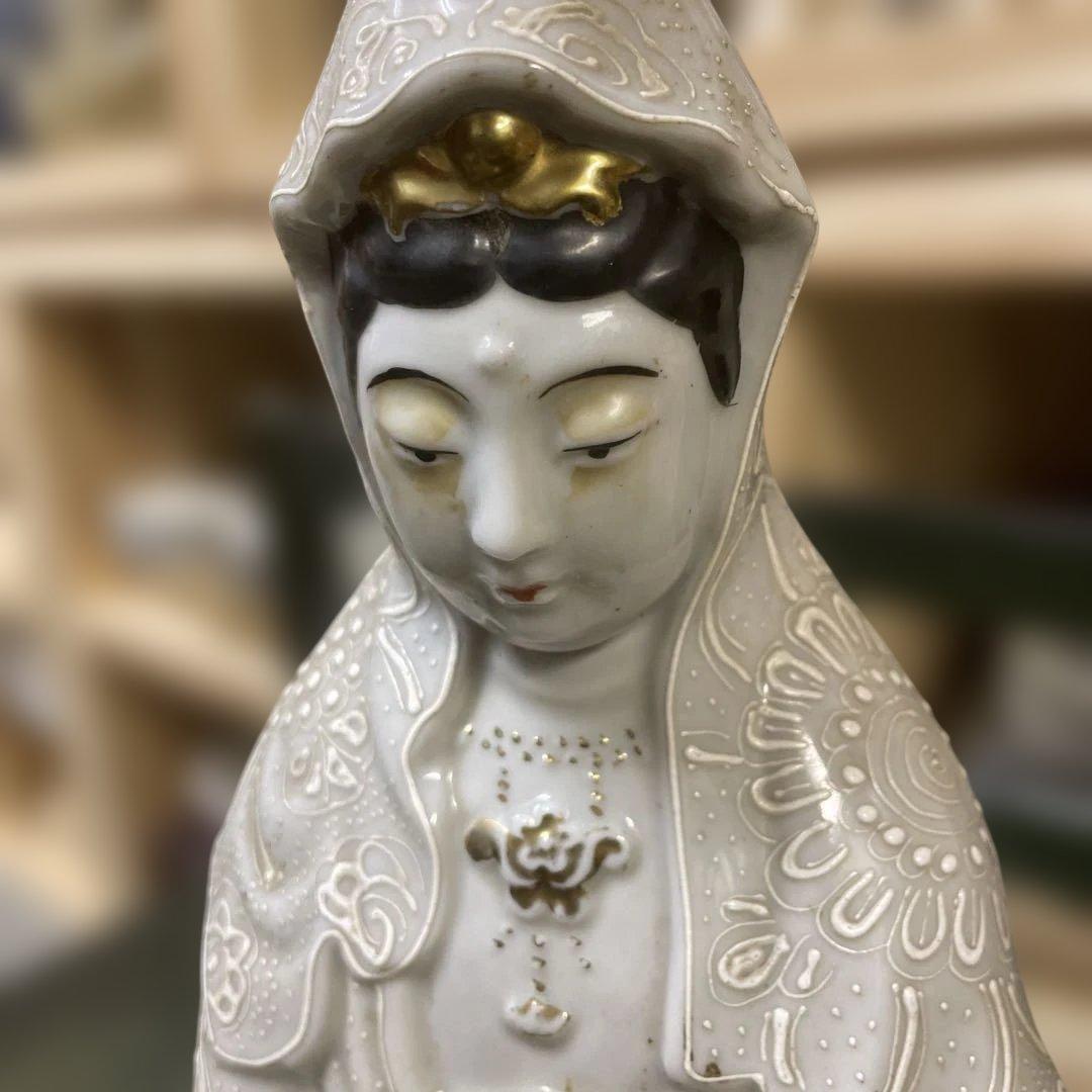 九谷焼白絵付け金彩観音　石川県 日本美術　骨董品　アンティーク