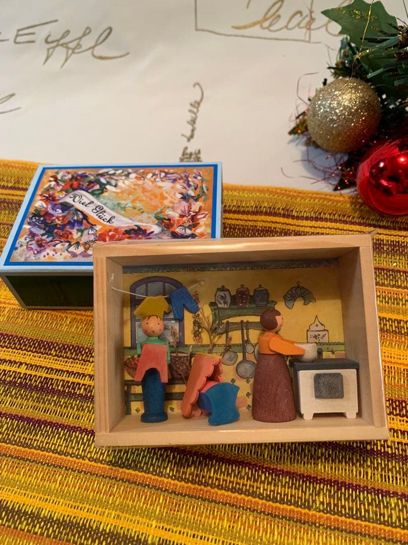 ドイツ木製人形　エルツ地方グラウプナー社とロイヤルコペンハーゲンseringa様