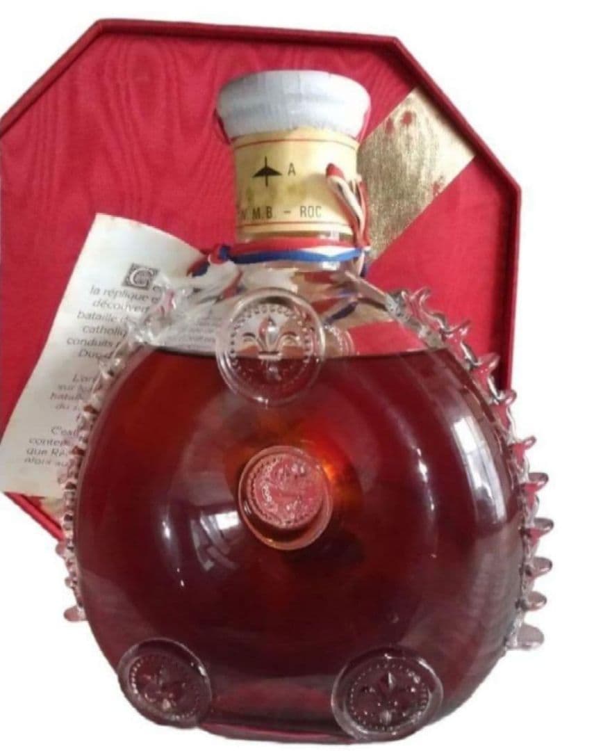 激レア レミーマルタン ルイ13世 ベリーオールド バカラボトル 700ml