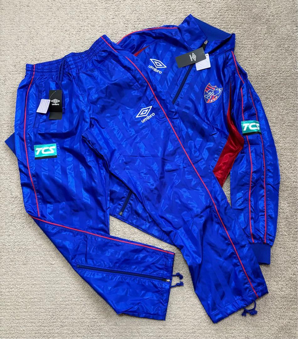 新品　umbro アンブロ FC東京　ウィンドブレーカー　 上下セット