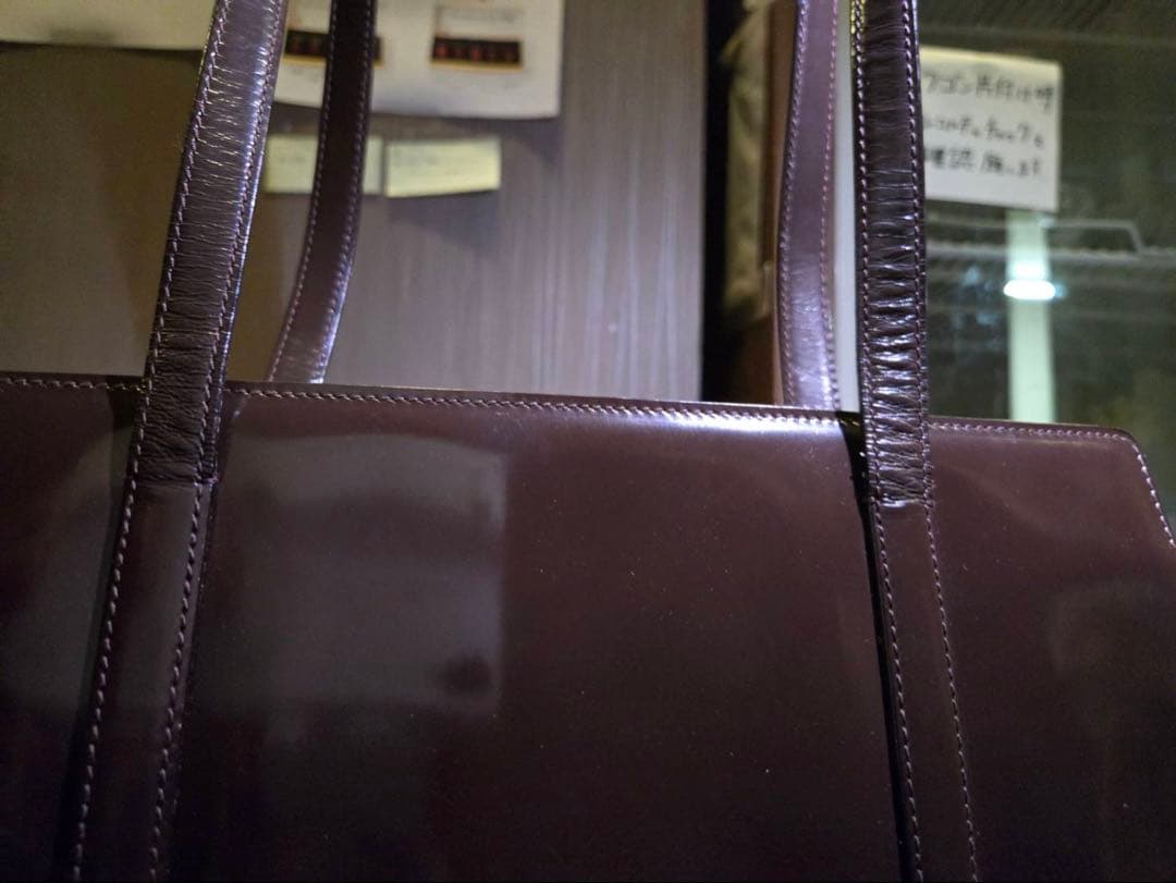 PRADA ブラウンレザートートバッグ