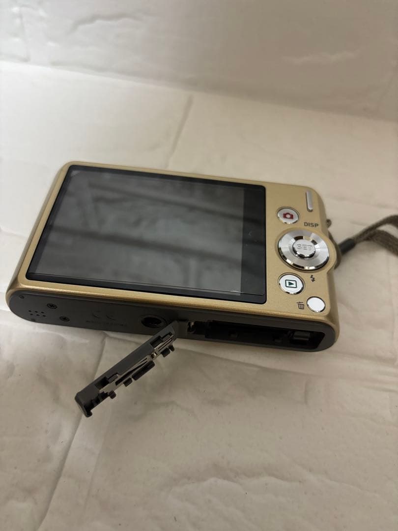 【目立った傷や汚れなし】CASIOEXILIMゴールド コンパクトデジタルカメラ