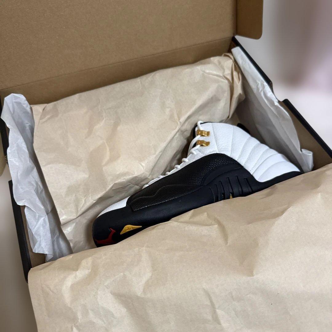 シューズ(男性用) 27.5cm NIKE AIR JORDAN 12 RETRO TAXI 9.5