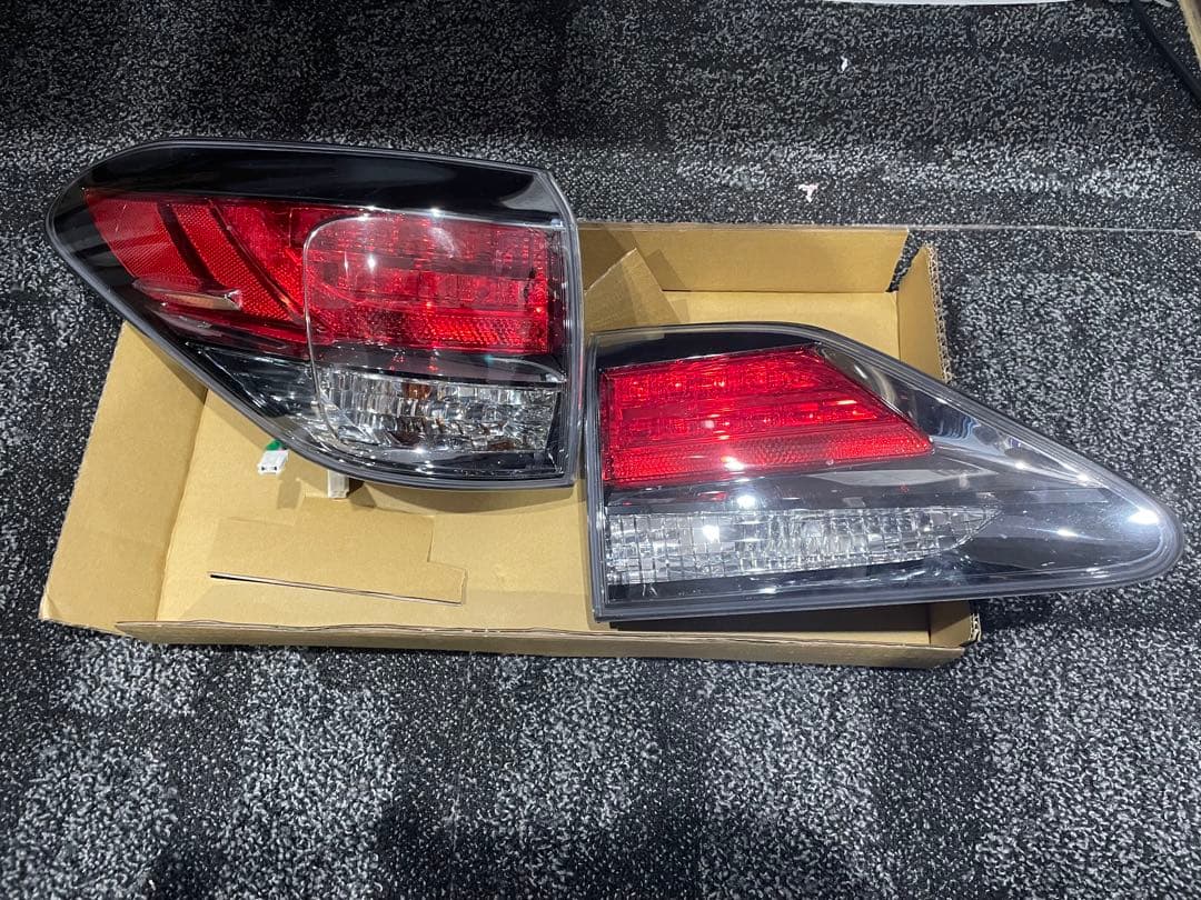 10系レクサス450h純正テールランプ/部品取り用・中古