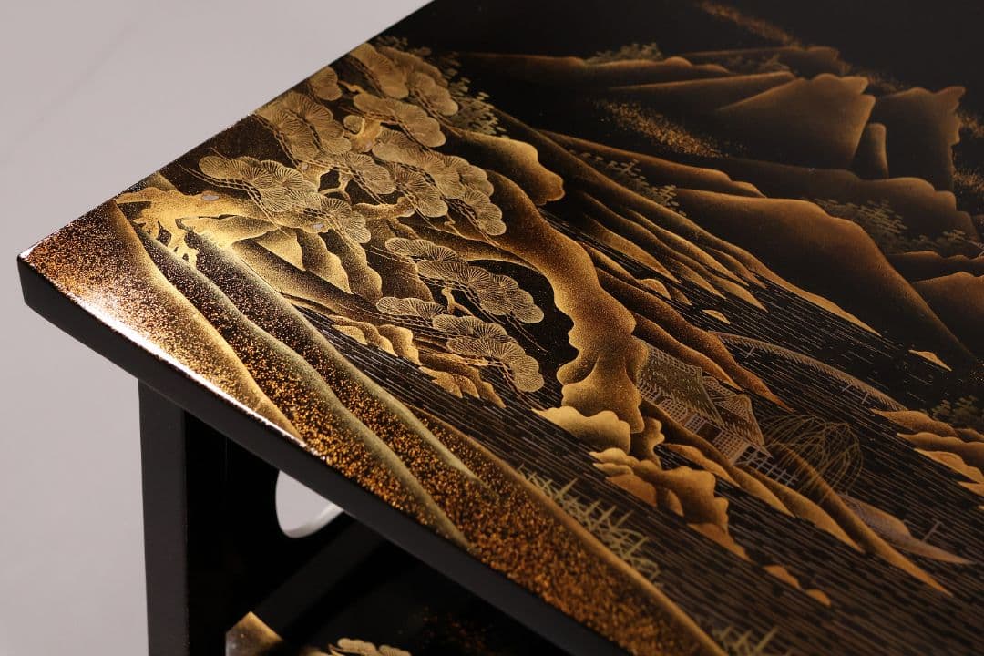 【MA771】蒔絵師 久世宗春 研出山水蒔絵 上手 冠卓 二段卓 共箱 木製