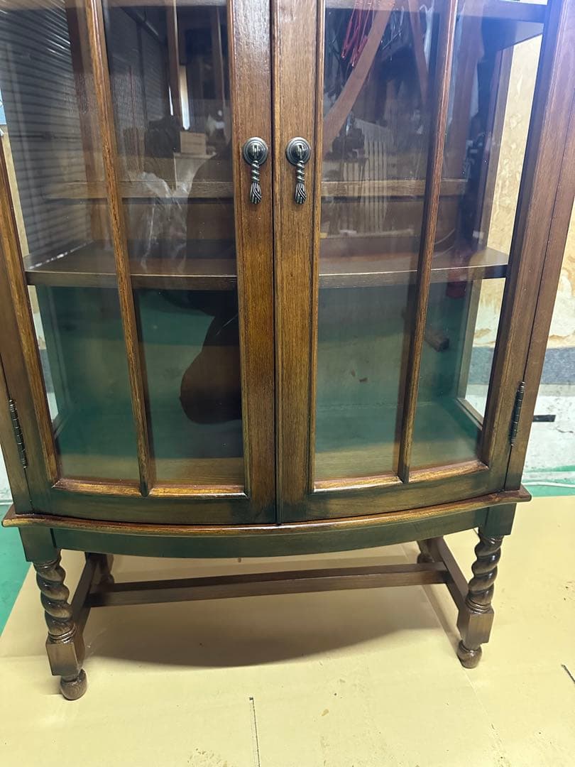 く*み様 木製ガラス扉キャビネット