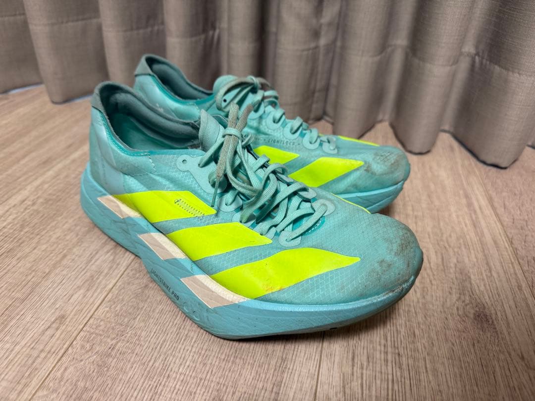 adidas アディオスプロ4（25.5cm）走行98km 状態良好　水色