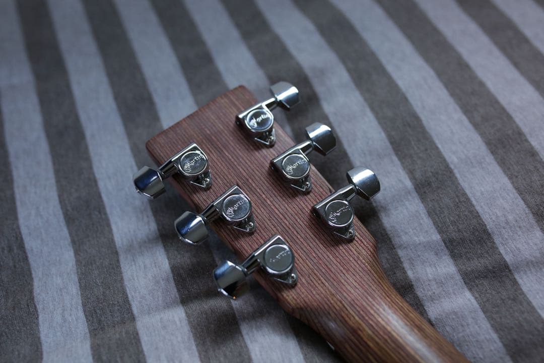 Martin & Co. LXM アコースティックギター 美品