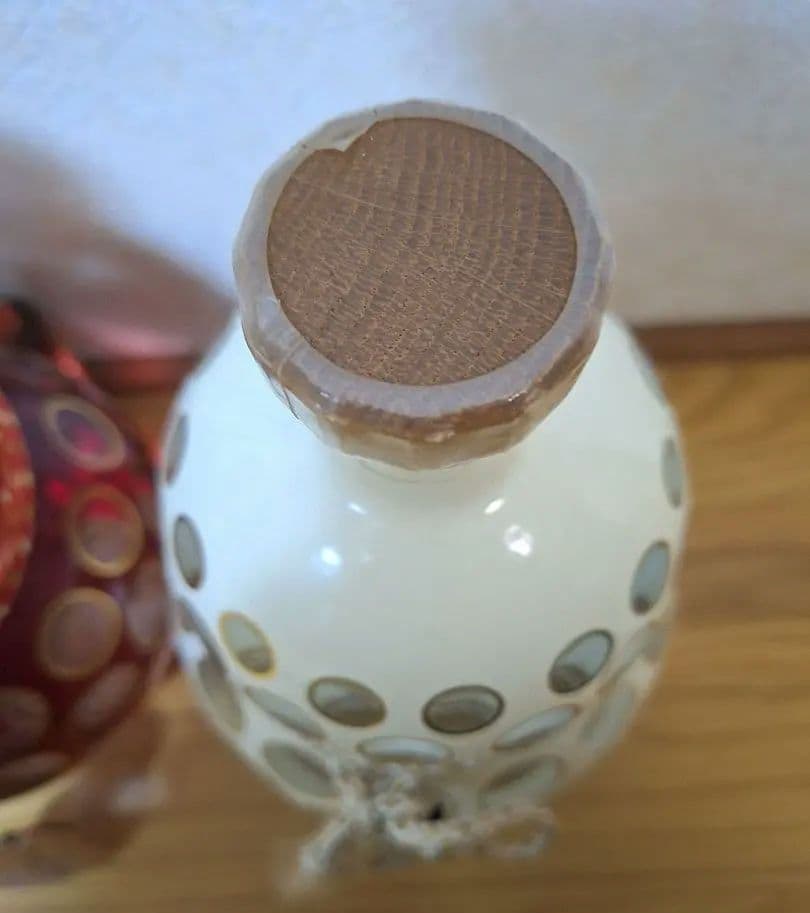 ☆霧島酒造創業☆100周年赤白1800mlセット