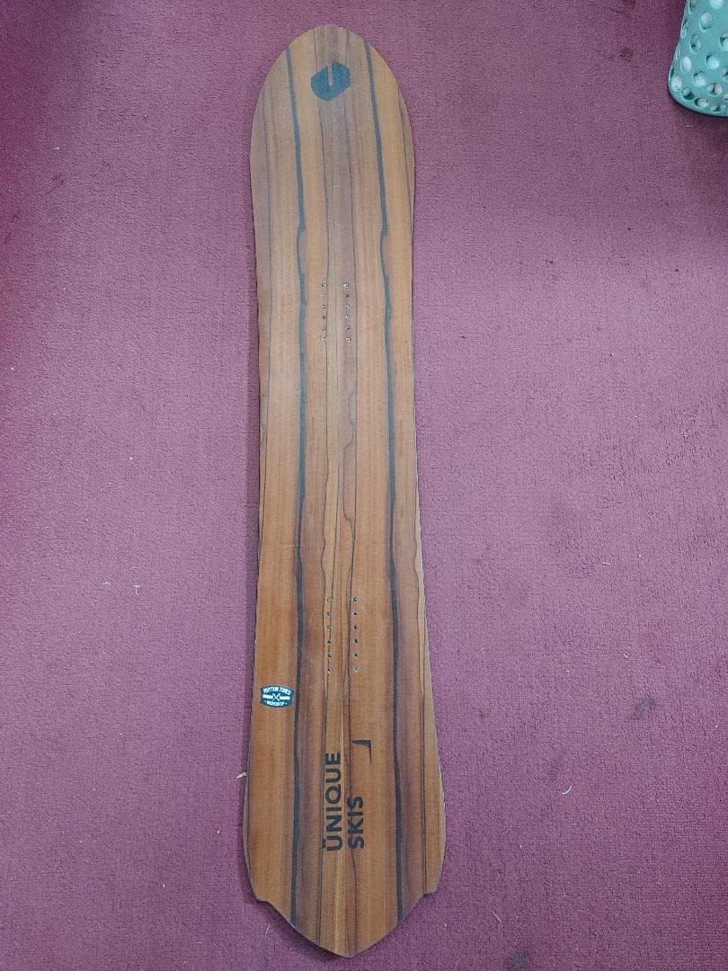 150 Ünique Skis オーストリアで手作り ユニーク スノーボード