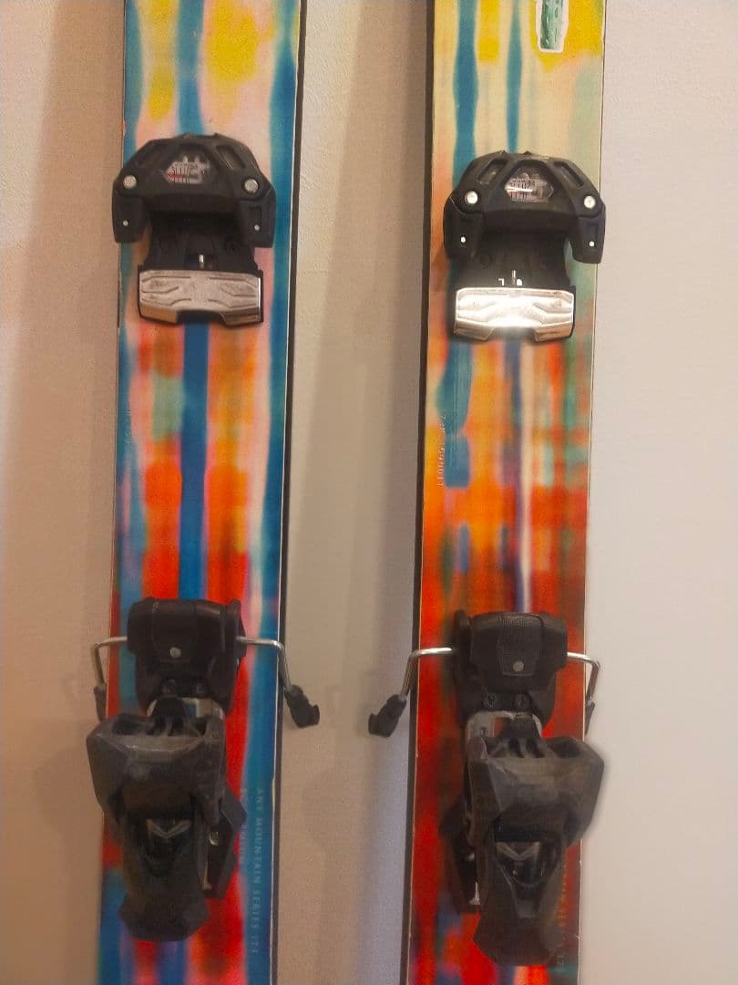 ZUMA　パウダー用スキー板173cm　ビンディング付　パウダー　フリースキー