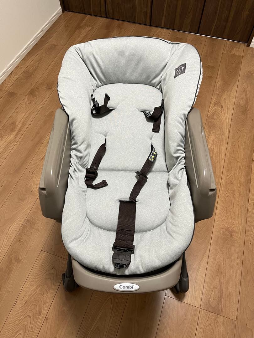 コンビ 美品 電動 ハイローチェア ネムリラ AUTO SWING グレー