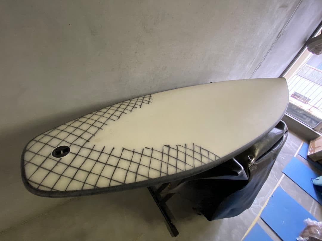 送料無料！ 新品同様 美品 ノーディケール サーフボード 5’6