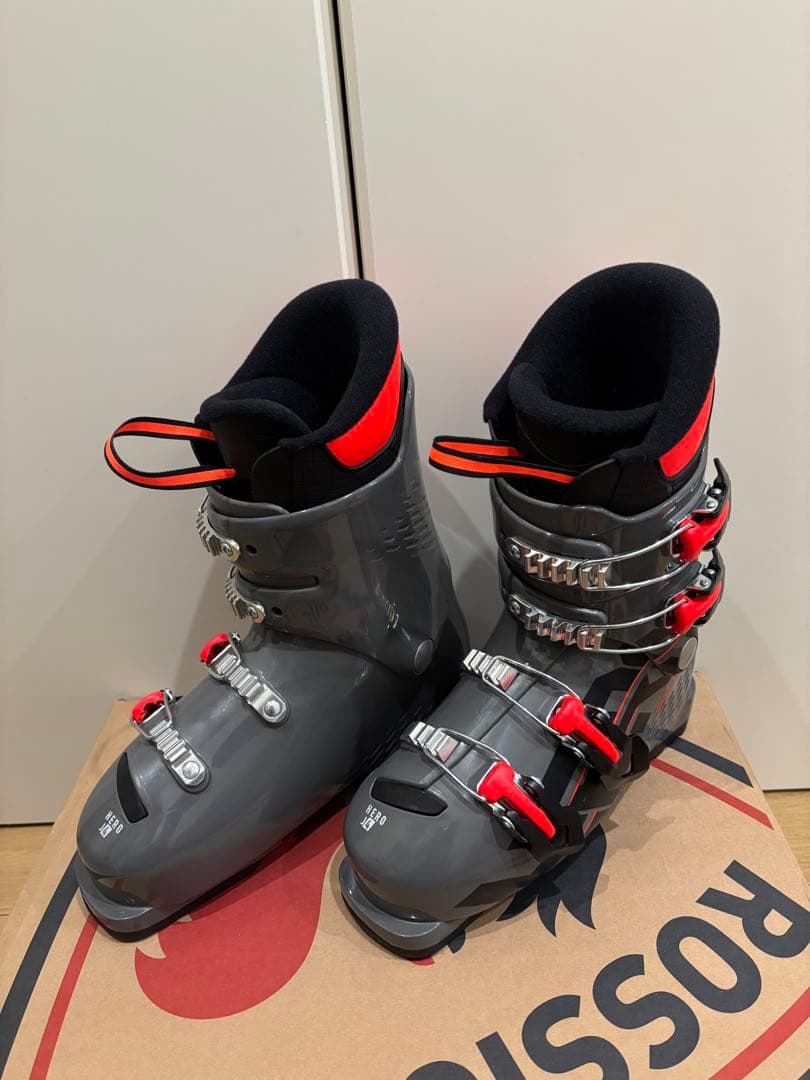 ロシニョール スキーブーツ HERO J4 ジュニア23.5cm