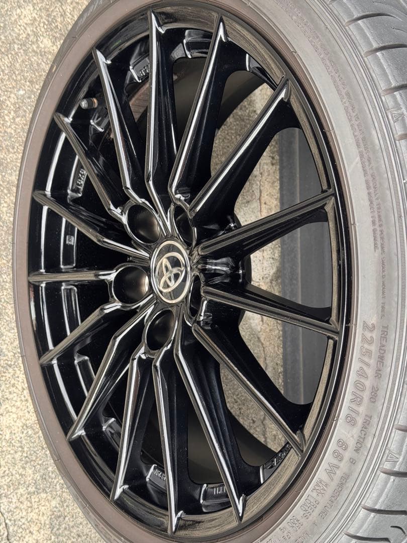 GRヤリス RZ 純正ホイールタイヤセット18インチ エンケイ製 2025モデル