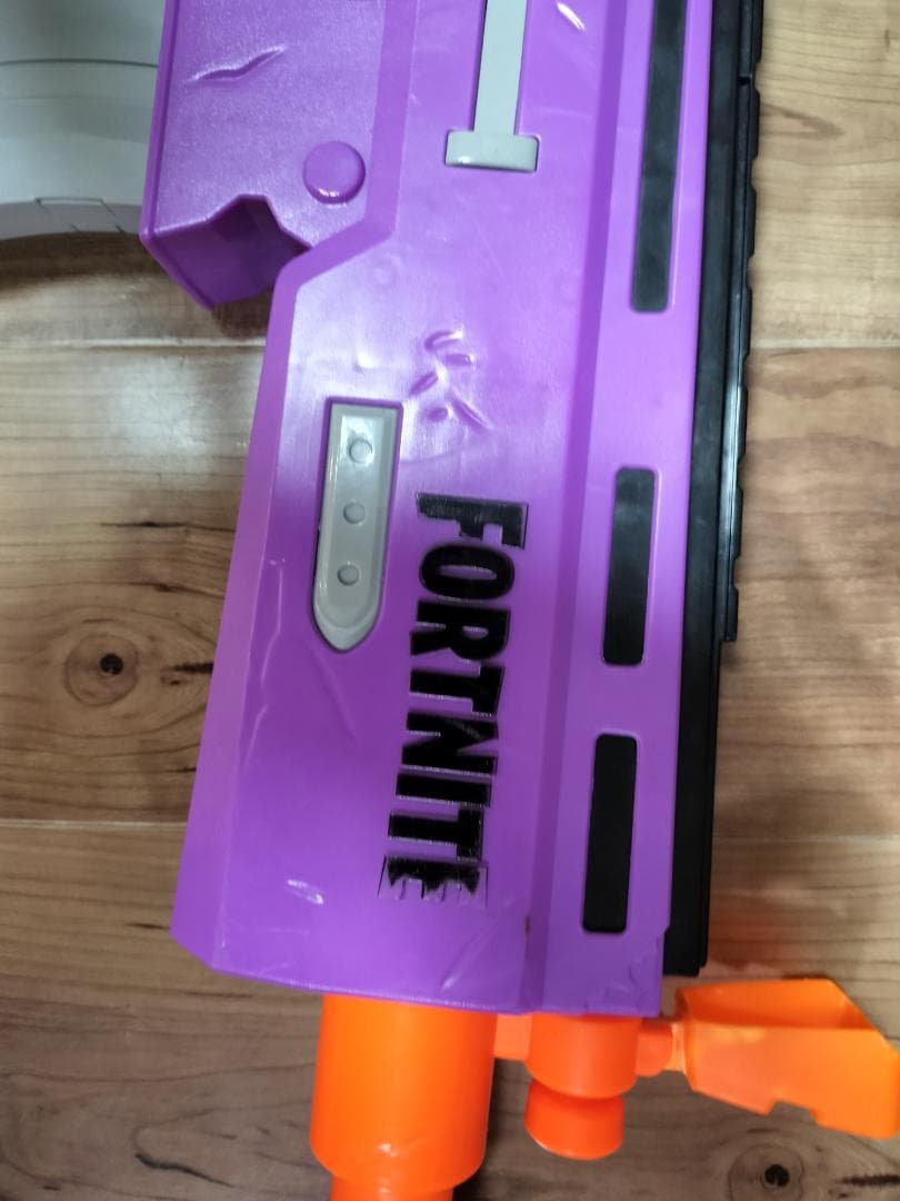 フォートナイトCS-50 タイタン ナーフ銃セット おまけ付きストラップ付き