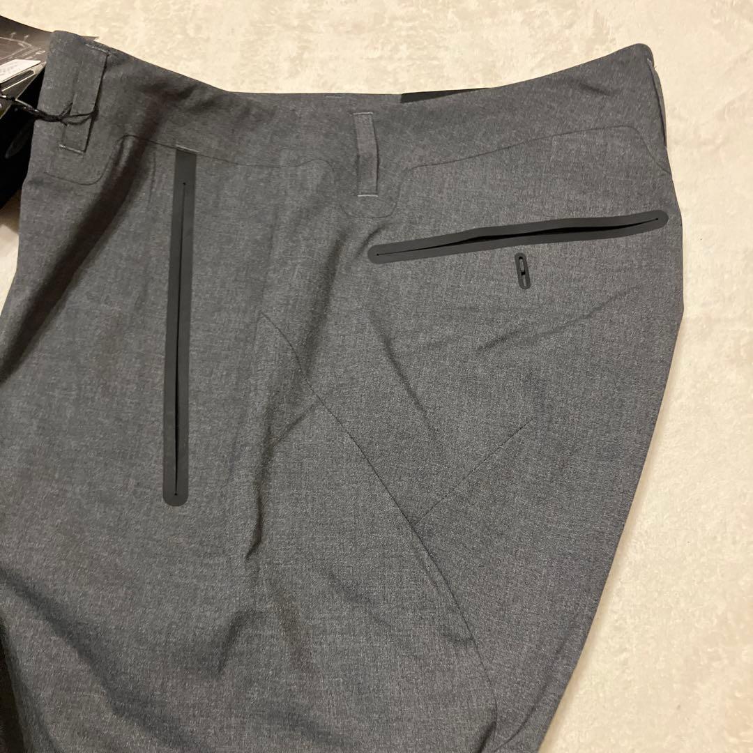 デサント　g-arc グレー ストレッチパンツ メンズ　定価　税込42,900円