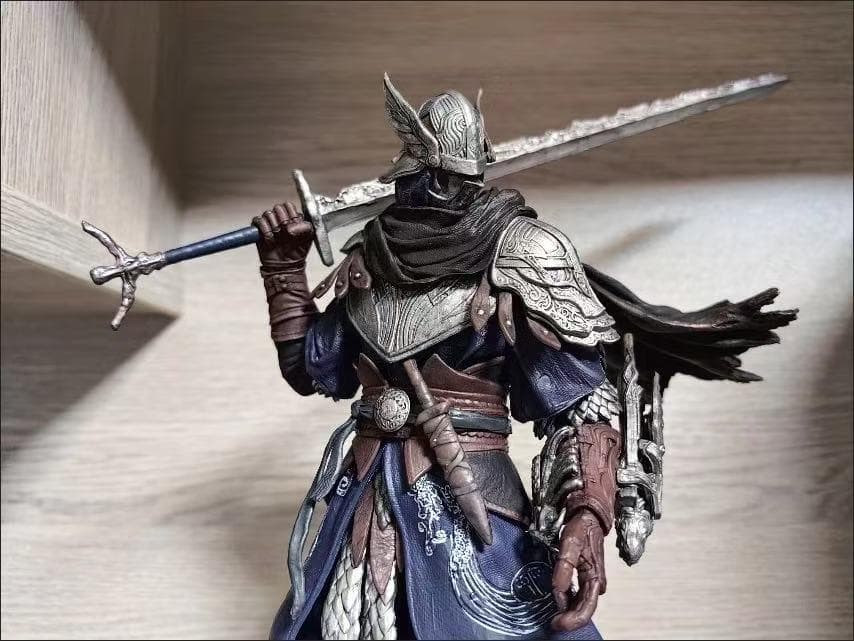 ELDEN RING エルデンリング　追跡者　フィギュア