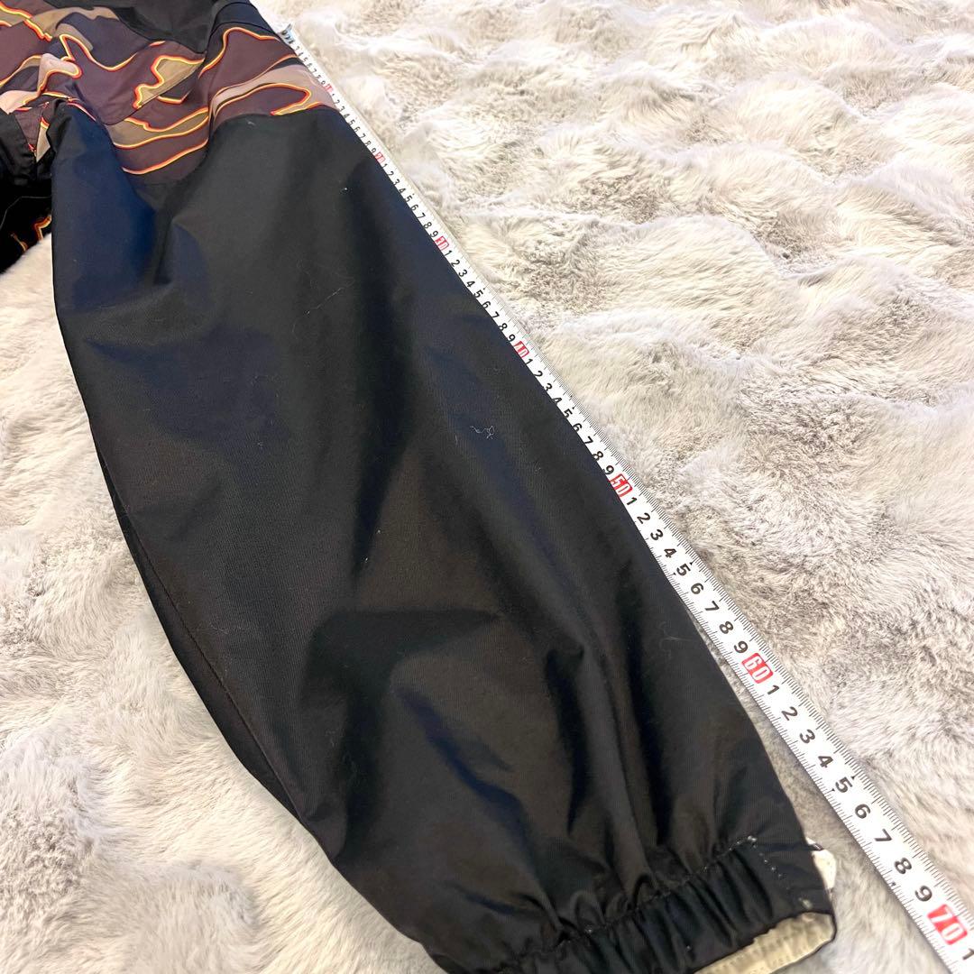 良好　VOLCOM ボルコム　スノーボードウェア　迷彩　カモフラ　M