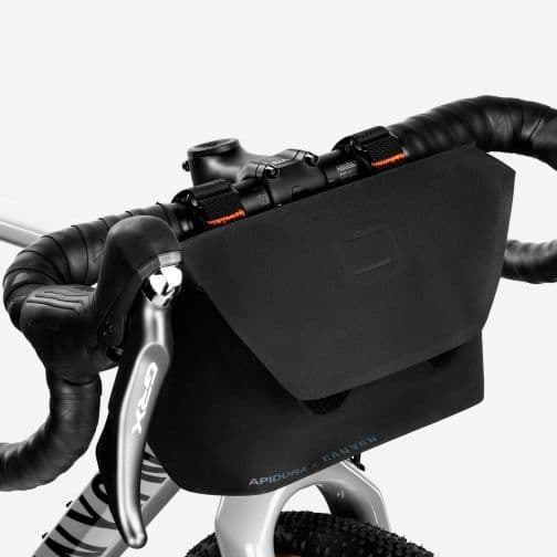 APIDURA canyon ハンドルバーバック 2リットル