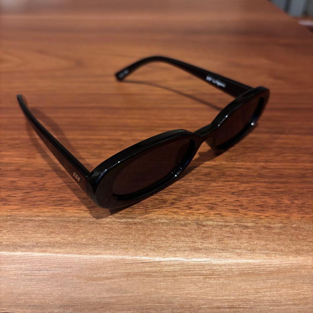 Le Specs OUTTA LOVE ブラック サングラス ケース付き