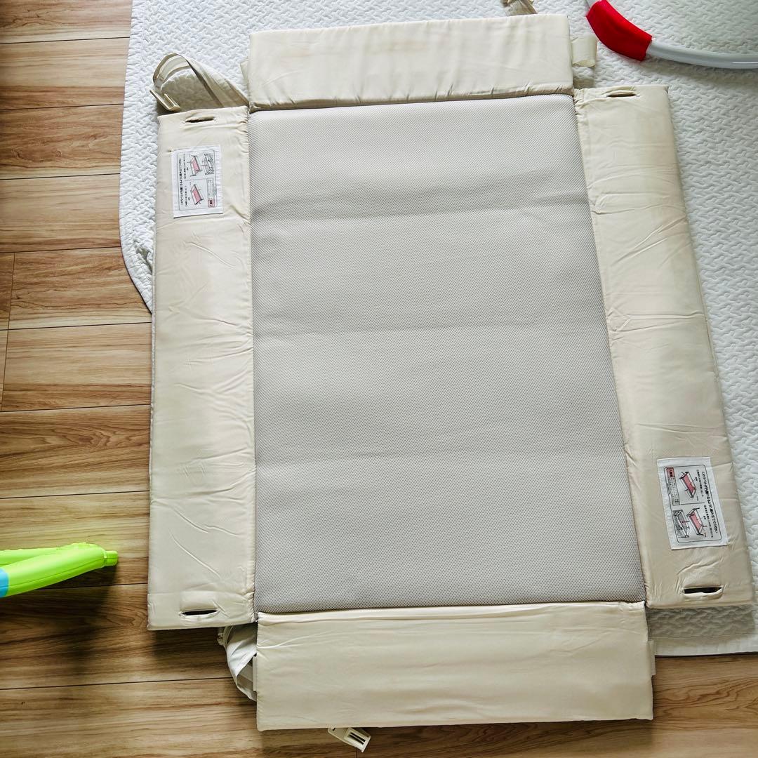 Aprica アップリカ ココネルエアー ホワイト 折り畳みベビーベッド