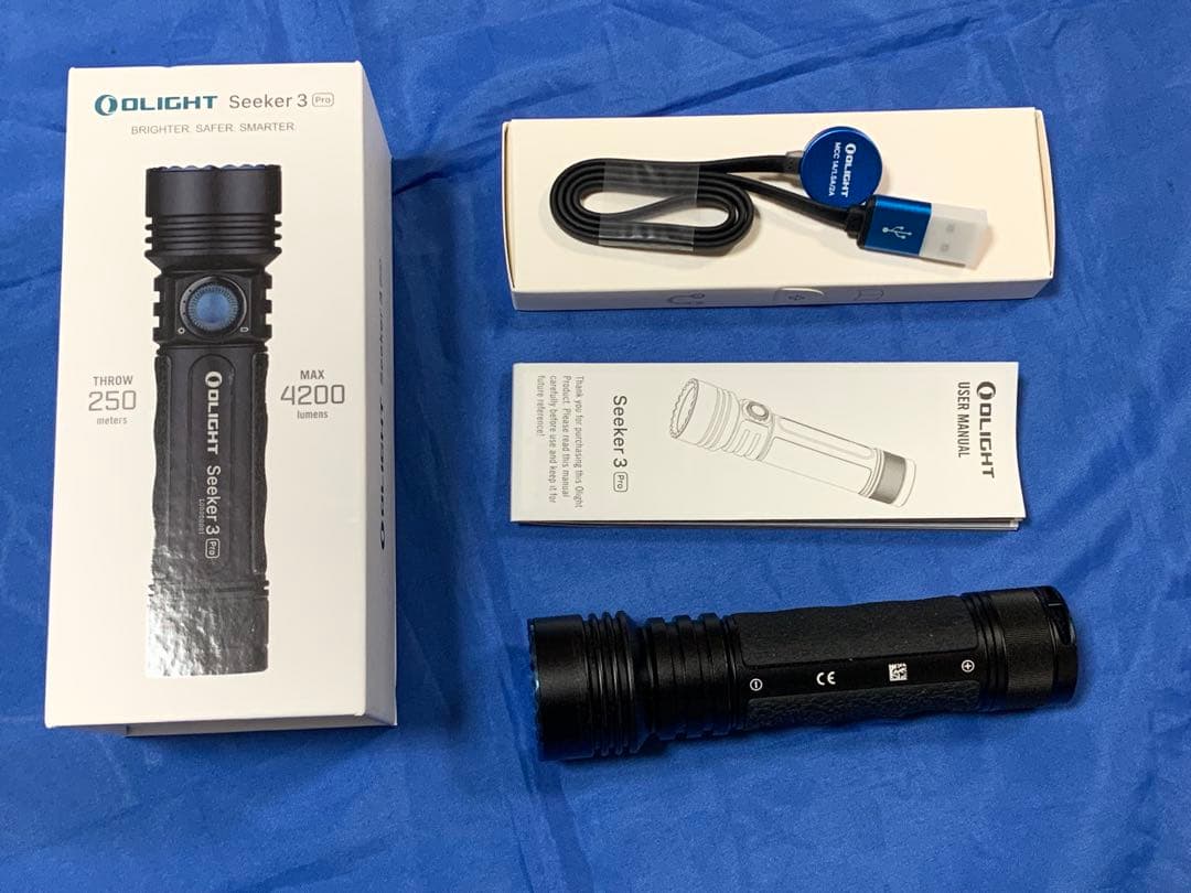 OLIGHT オーライト　Seeker 3 Pro 極上品　付属品完備