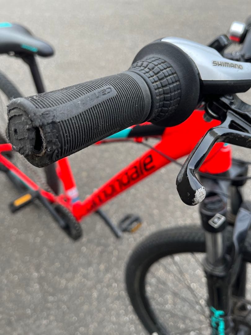 キャノンデール　キッズMTB　サスペンション、ディスクブレーキ付き　送料込み