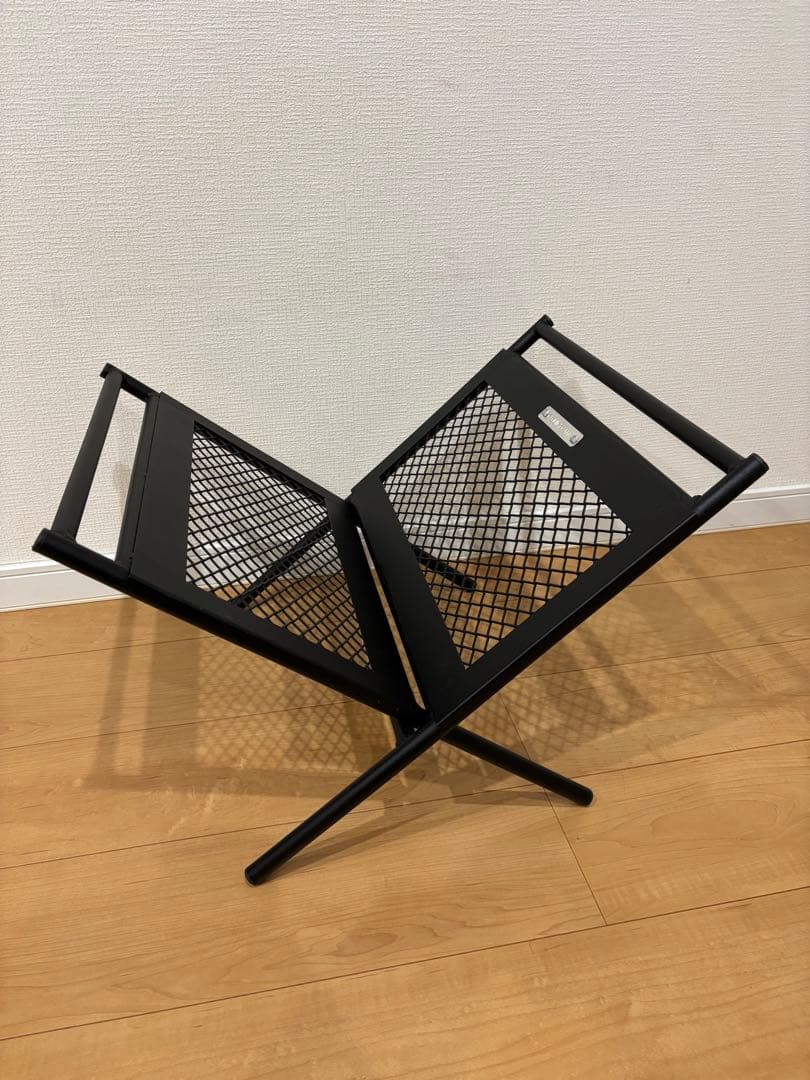 おたろ!【新品・未使用】クイックキャンプ アイアン薪ラック黒