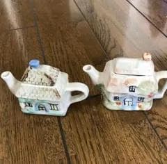 家の形の陶器ティーポット2個セット