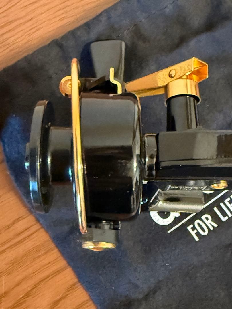 と*ろ様 《新品未使用》ABU カーディナル33 CDL ゴールドアルミスプール