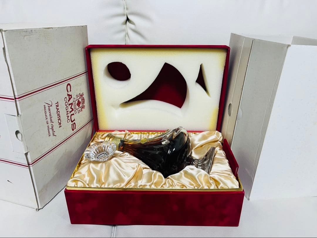 カミュ トラディション　バカラ　クリスタル　替栓　冊子　化粧箱　外箱付き！未開封