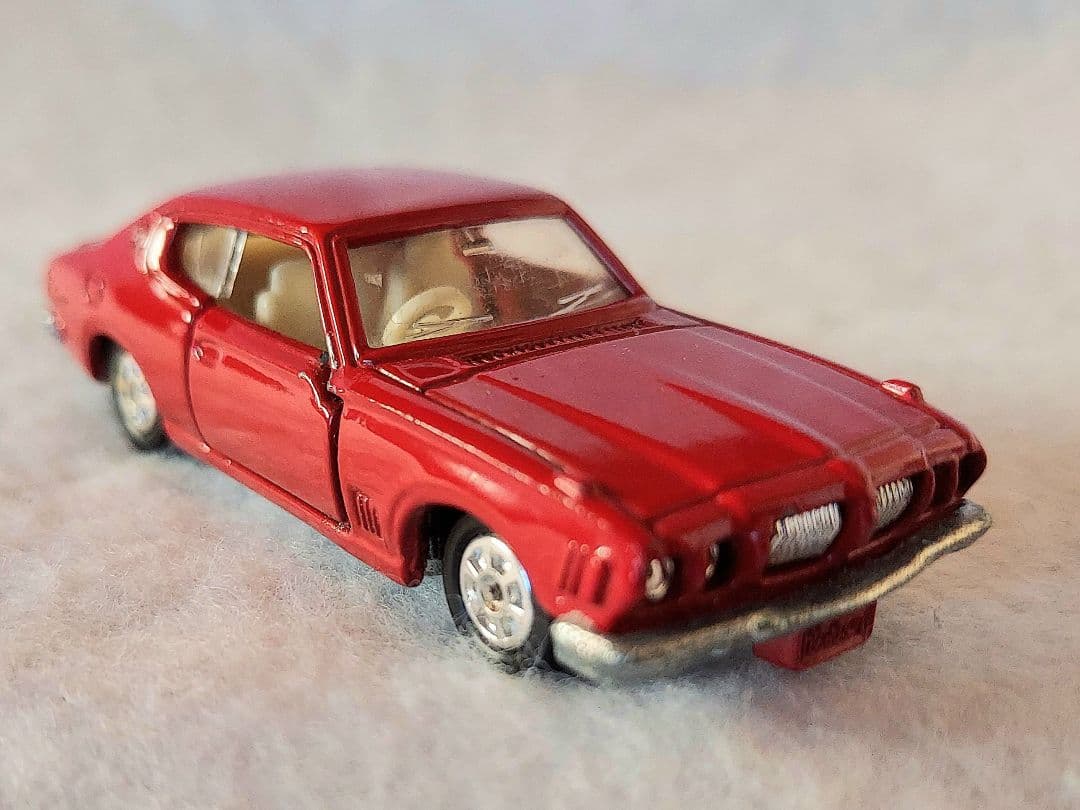 (トミカ日本製) 日産ブルーバード2台