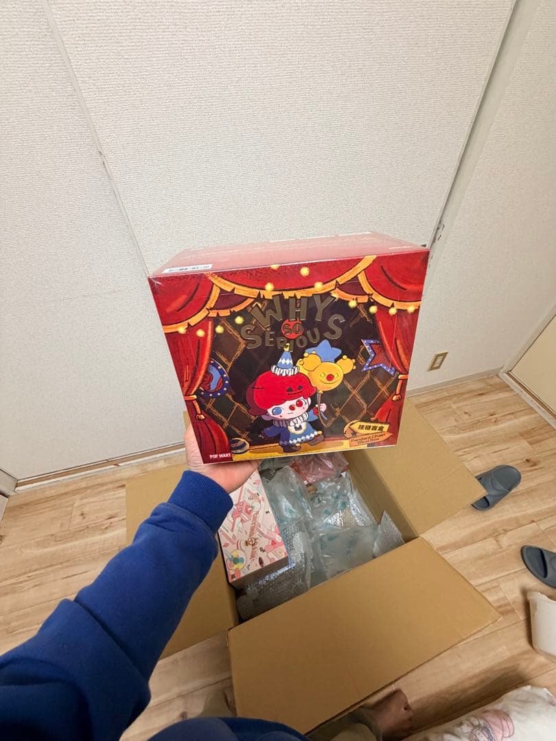 POP MART WHY SO SERIOUS フィギュア