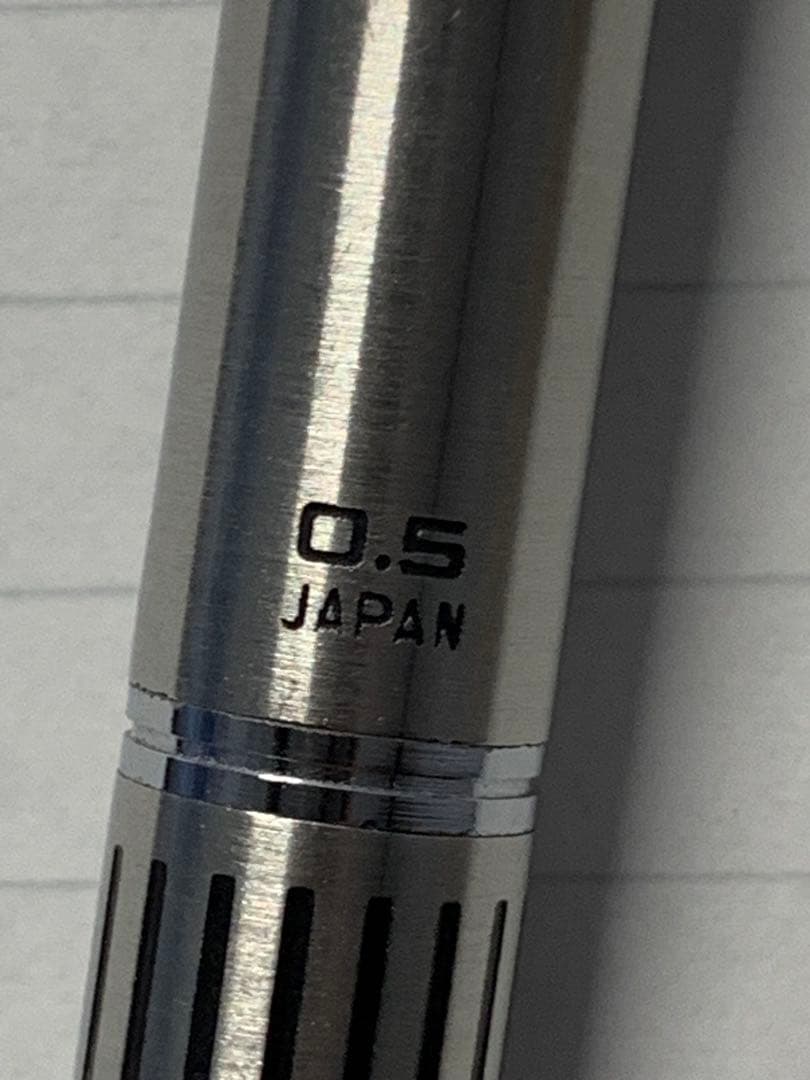 Pilot 2+1 蝕刻（食刻）振り子式多機能ペン