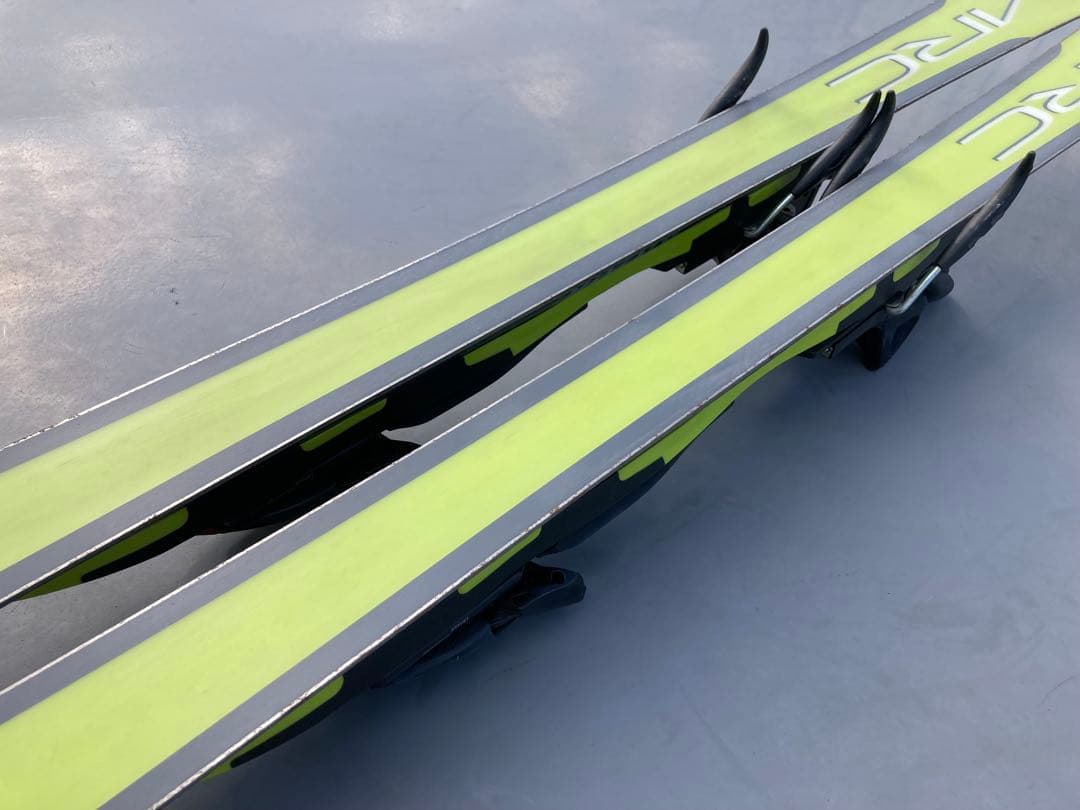 ⭐️値下⭐️アトミック カービングスキー ARC&ビンディング160㎝ ストック付き