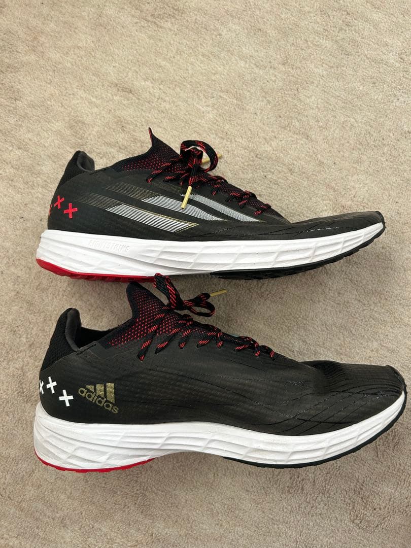 adidas サッカーシューズ ブラック/レッド　27.5