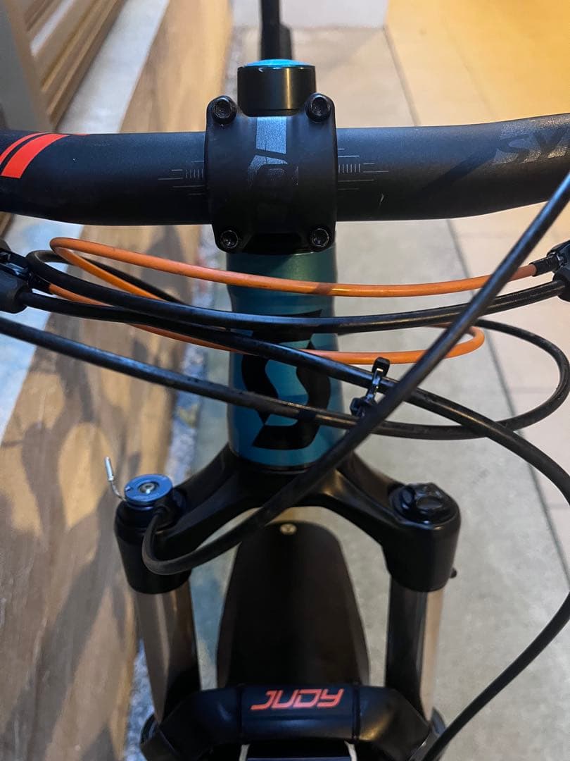 自転車本体 2018 SCOTT Scale 720 plus