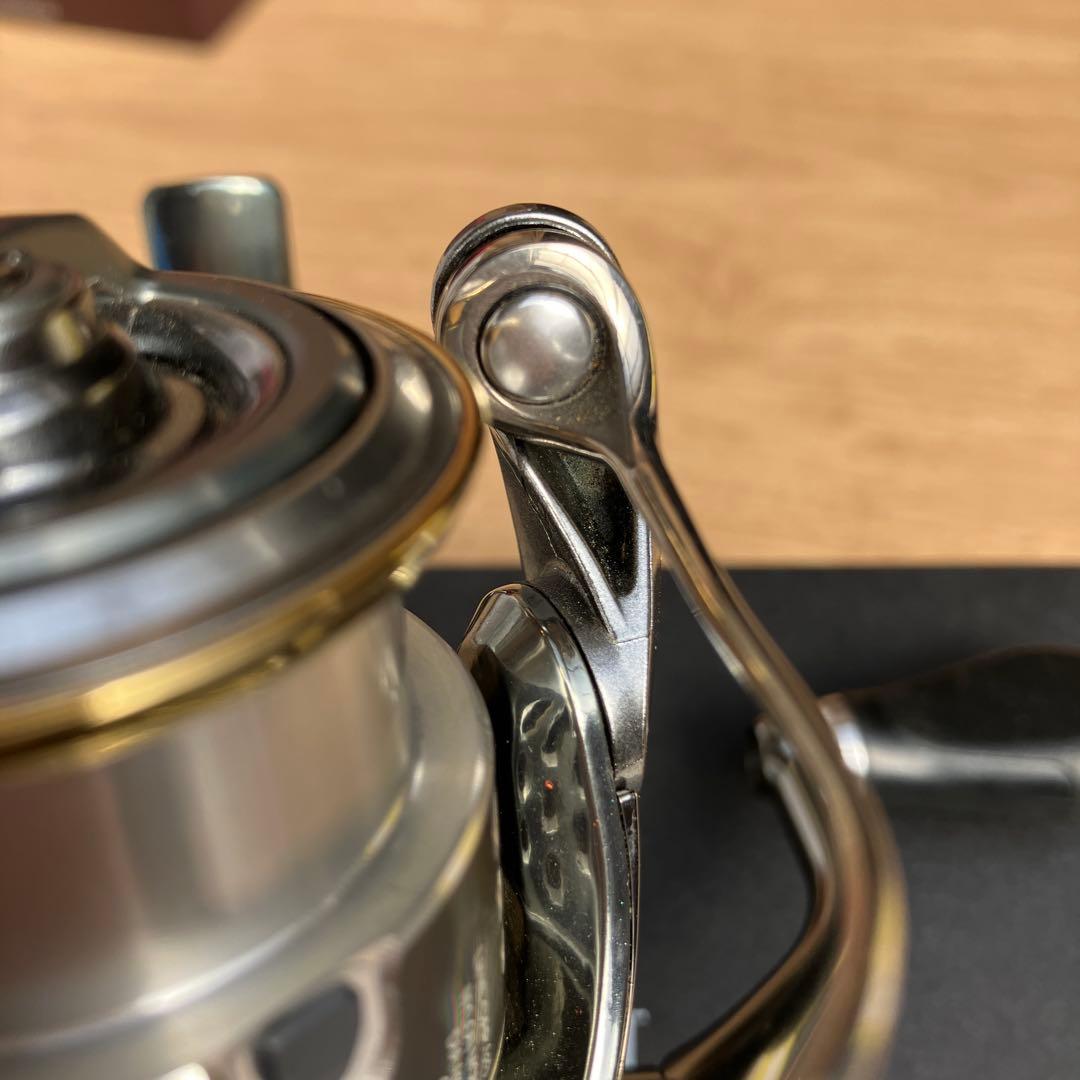 １８STELLA C2500SHGスピニングリール 箱付き