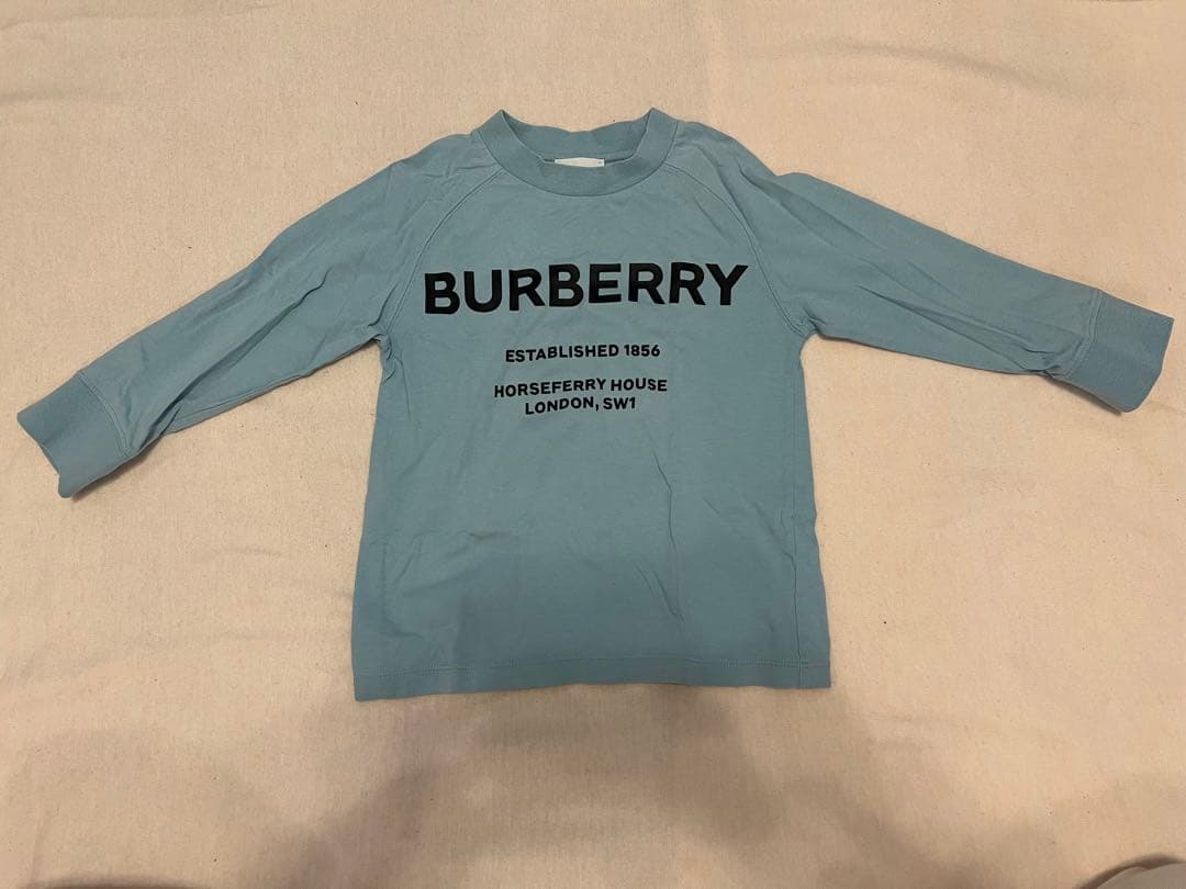 【美品】BURBERRY バーバリー チルドレン Tシャツ【4Y】
