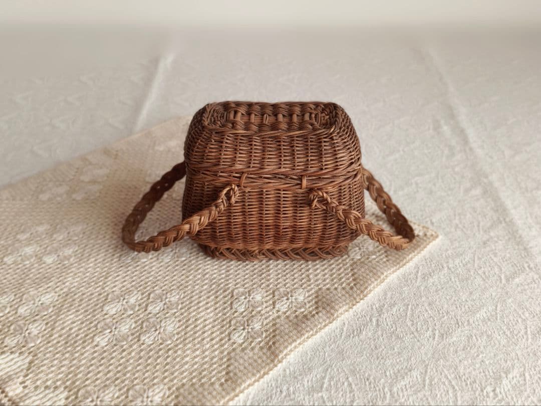 * antique doll panier ❀ * 小さなバスケット カゴ