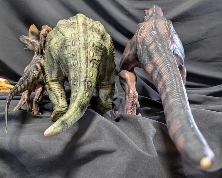 特大ティラノサウルスレックス他ジュラシックパーク（ツクダホビー）ソフビ４体セット