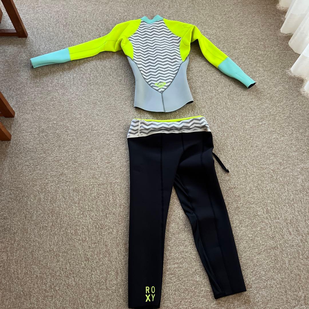 ￼roxyウエットスーツ